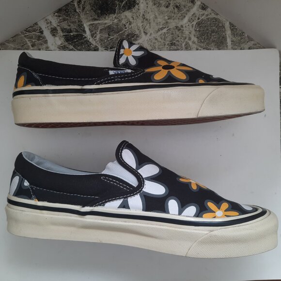 Vans Flower Print Slip on Sneakers Mens 7.0 Womens 8.5 excellent condition - Picture 4 of 8